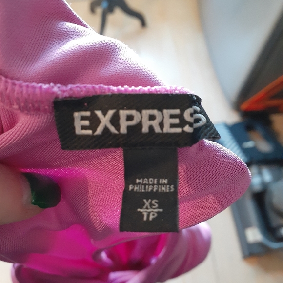 Top - Picture 2 of 3